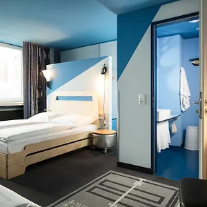 2* Otel Superbude St Georg